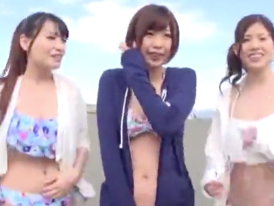 友達同士のビキニ美女たちをまとめてナンパし各自ホテル移動ｗｗｗｗｗ